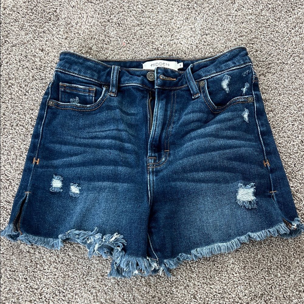 Hidden Jeans Shorts Distressed Great condition Size Small